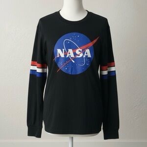 NWOT Nasa graphic long sleeve